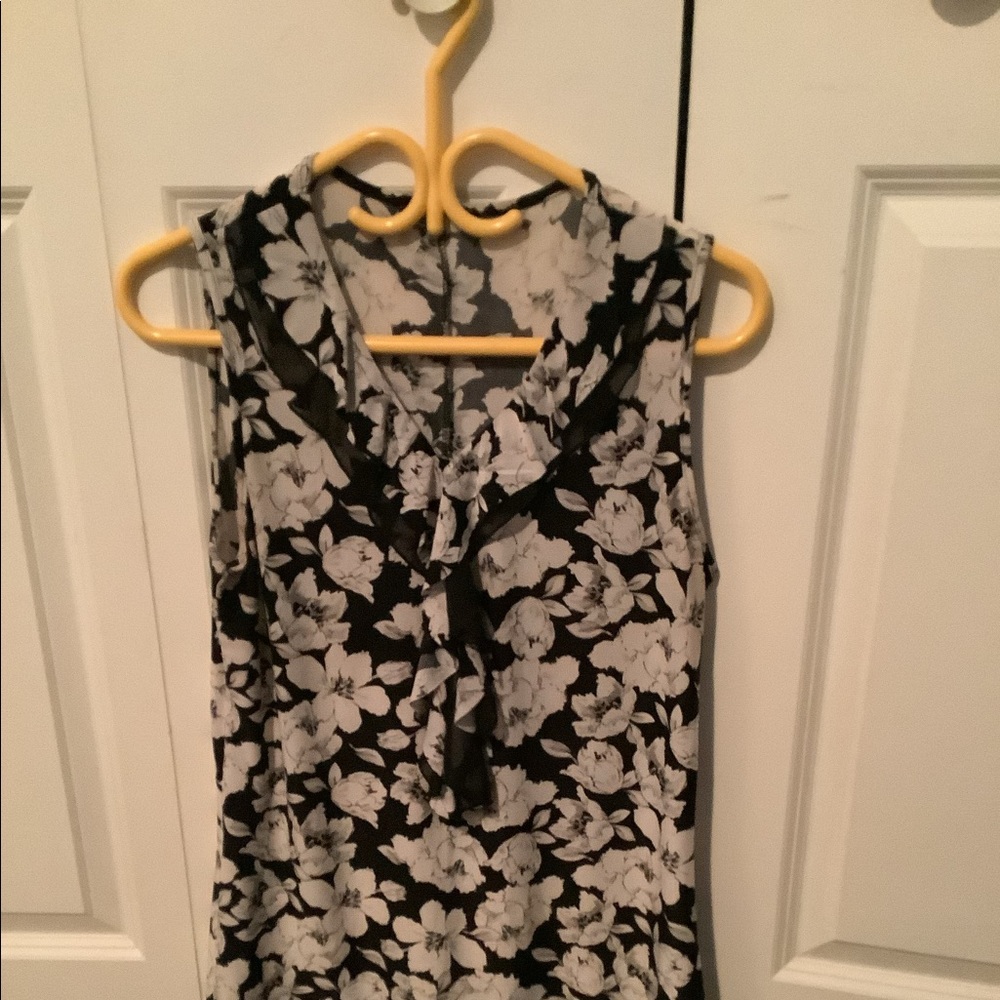 Floral black and white sleeveless top